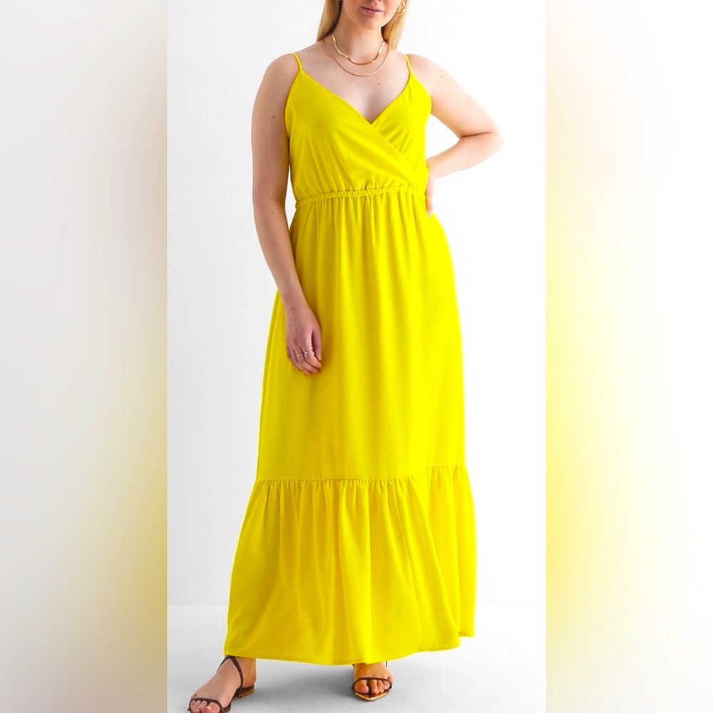 Women’s Express Maxi Dress- NWT - Picture 5 of 8